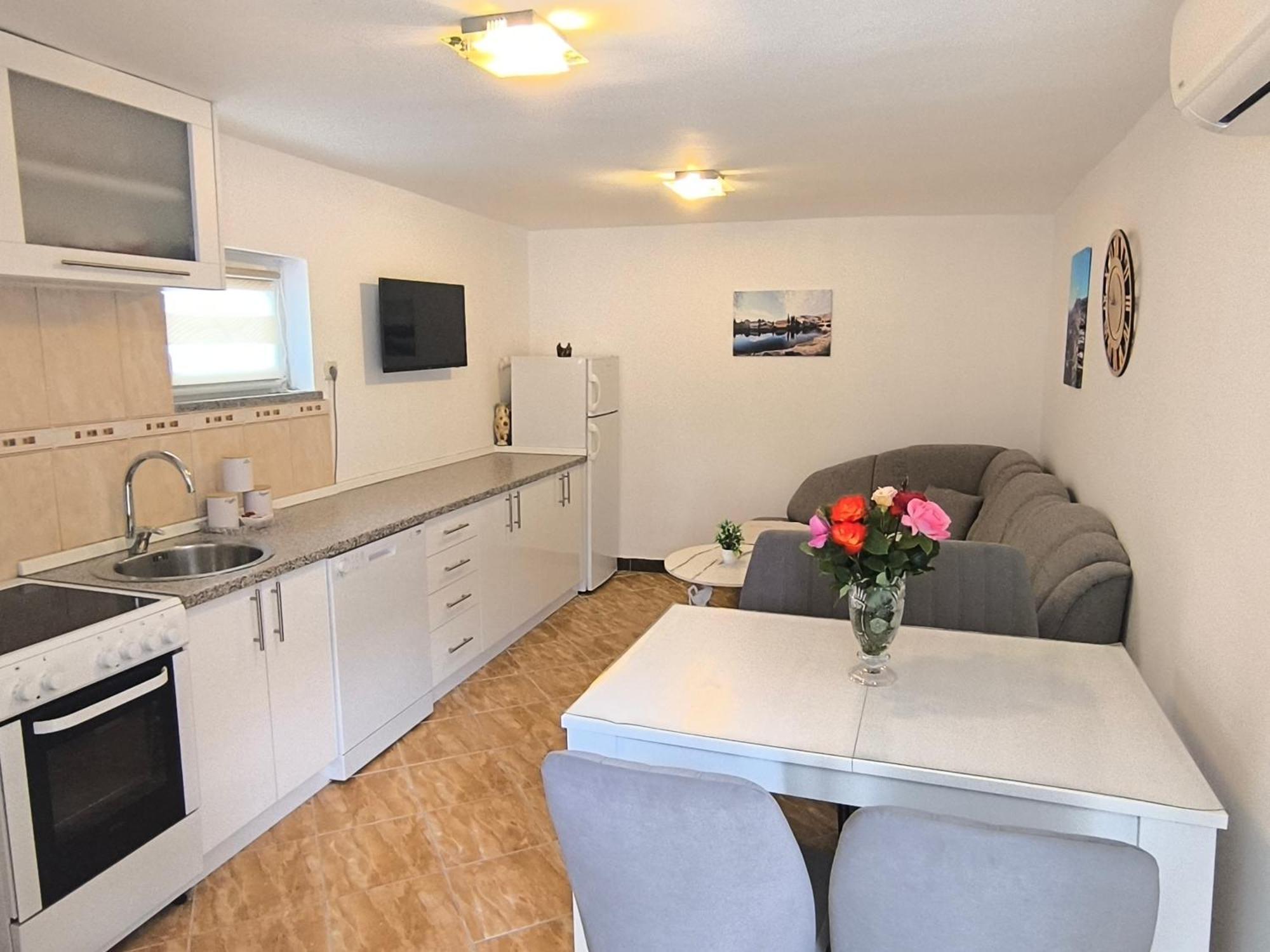 Apartman Vukalovic Trebinje Exteriör bild